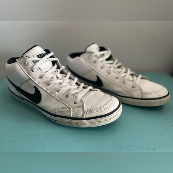 Nike Sneakers - Discontinued! - Picture 8 of 14